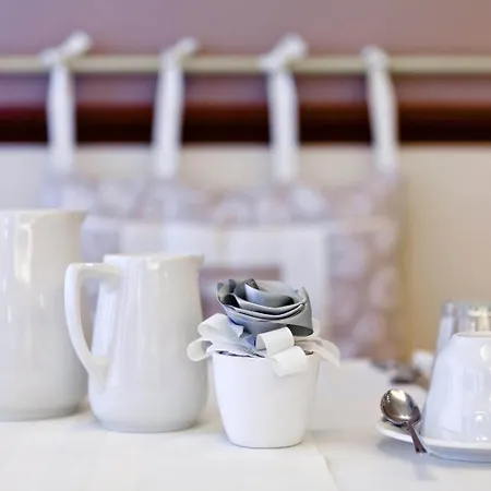 فندق دوكاله فافارو فينيتو